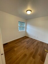 4709 NE Leverich Ct in Vancouver, WA - Building Photo - Building Photo
