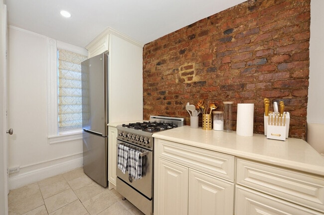 199 Centre St in New York, NY - Foto de edificio - Building Photo