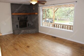 708 NE 11th St in Bend, OR - Building Photo - Building Photo