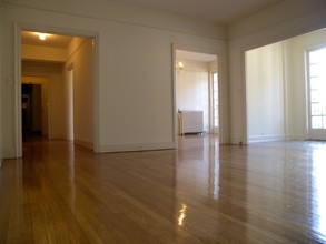 100 West University Apartments in Baltimore, MD - Building Photo - Interior Photo