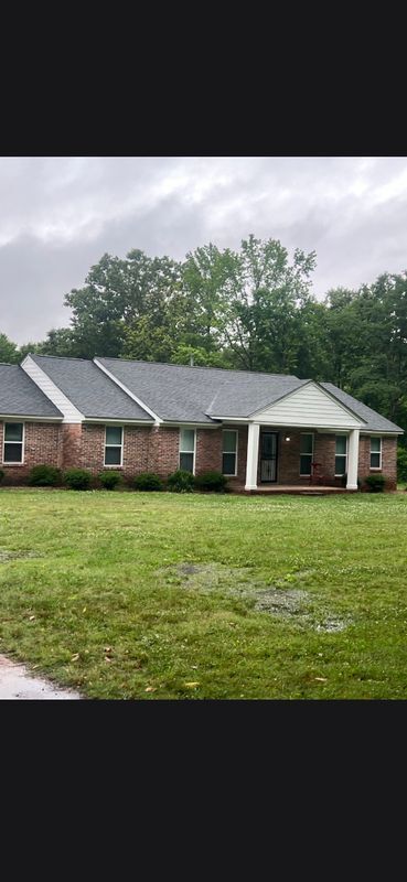 property at 4765 Covington Pike