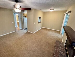 156 Woodfield Pl in Enterprise, AL - Foto de edificio - Building Photo