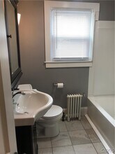 44 Westmoreland St in Whitesboro, NY - Building Photo - Building Photo