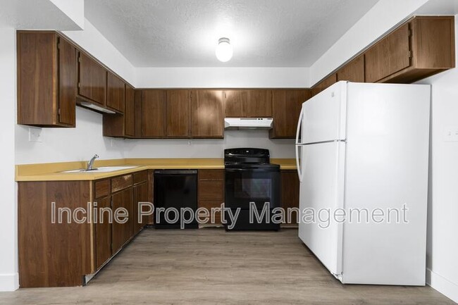 2984 W 4100 S in West Valley City, UT - Building Photo - Building Photo