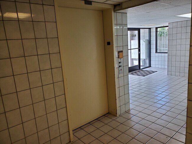 2616 Canada in Glendale, CA - Foto de edificio - Building Photo