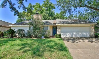 21306 Park Run Dr in Katy, TX - Building Photo