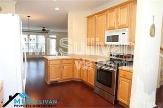 22 Scottish Ln in Durham, NC - Building Photo - Building Photo