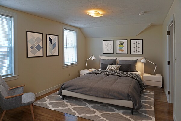 20 Norumbega Ter, Unit 2 in Waltham, MA - Foto de edificio - Building Photo