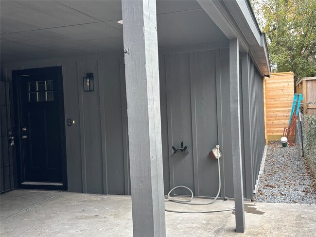 430 Hutcheson St in Houston, TX - Building Photo - Building Photo