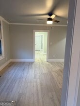 1053 Metropolitan Pkwy SW, Unit L-297 in Atlanta, GA - Building Photo - Building Photo