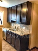 1035 Claytonia Terrace in Richmond Heights, MO - Building Photo - Building Photo