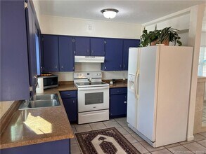 2172 NE Pelican Terrace in Jensen Beach, FL - Building Photo - Building Photo