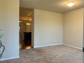 7851 Bridgegate Ave in Springdale, AR - Building Photo - Building Photo