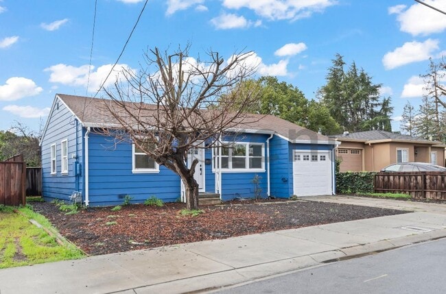 854 Cedar Ave in Sunnyvale, CA - Building Photo - Building Photo