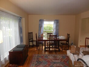 3253 Lockridge Dr in Ann Arbor, MI - Building Photo - Building Photo