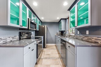 9593 E Louisiana Pl in Denver, CO - Building Photo - Building Photo