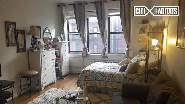 252 E 89th St-Unit -4CC in New York, NY - Building Photo - Building Photo