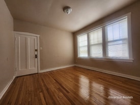 1158 S Mason Ave in Chicago, IL - Building Photo