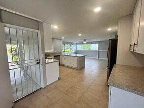 615 Ulumalu St in Kailua, HI - Building Photo - Building Photo