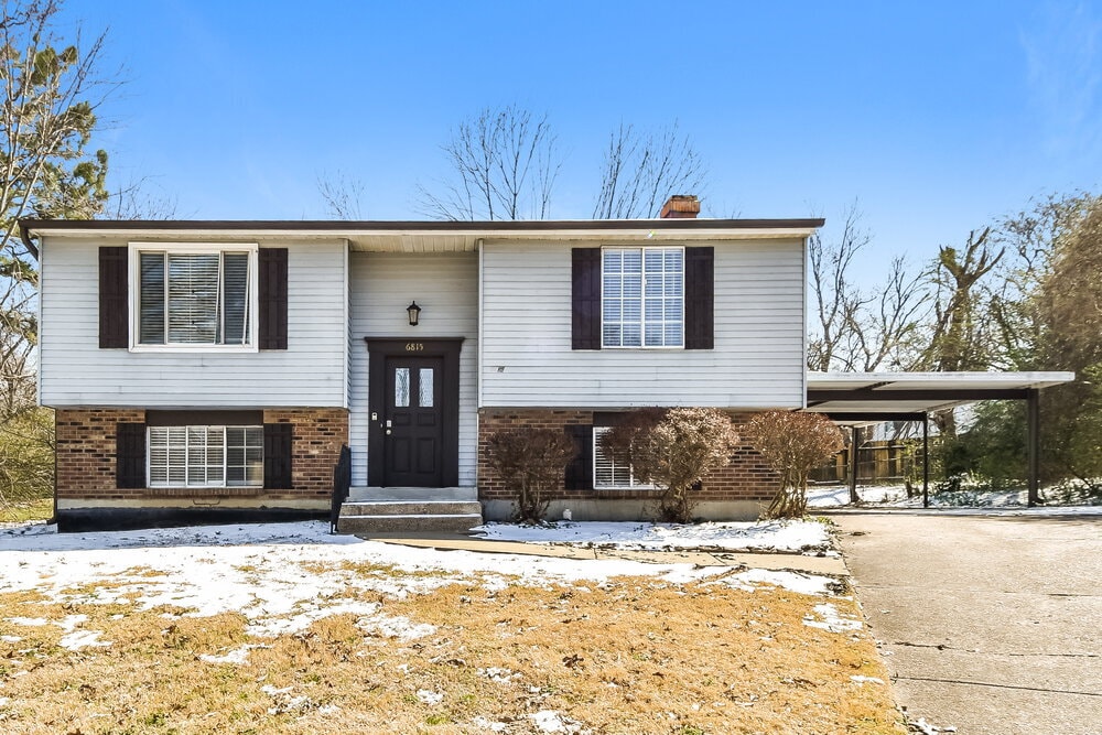 6815 Azalea Hill Cove in Memphis, TN - Foto de edificio