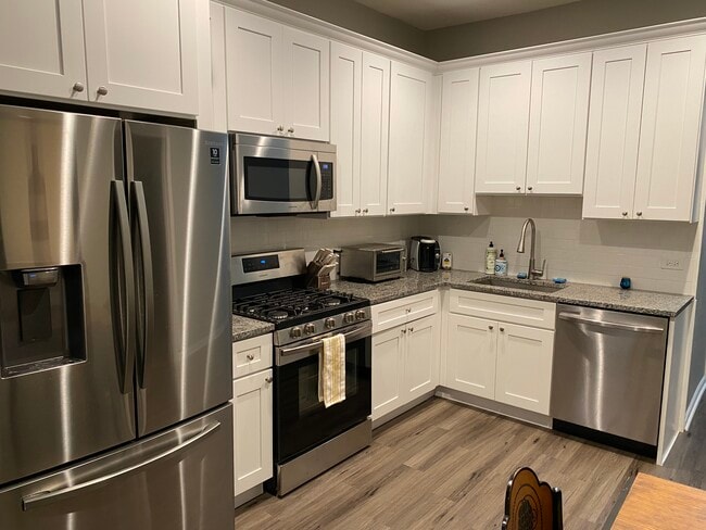 3343 N Troy St in Chicago, IL - Building Photo - Building Photo