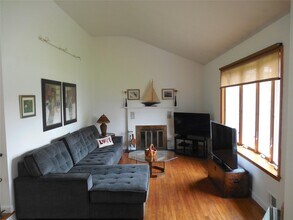 24 E Point Ln in Hampton Bays, NY - Building Photo - Building Photo