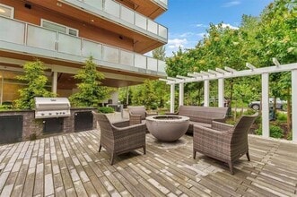 8447-B407-8202 202 St. in Langley, BC - Building Photo - Building Photo