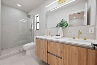 185 NE 106th St in Miami Shores, FL - Building Photo - Building Photo