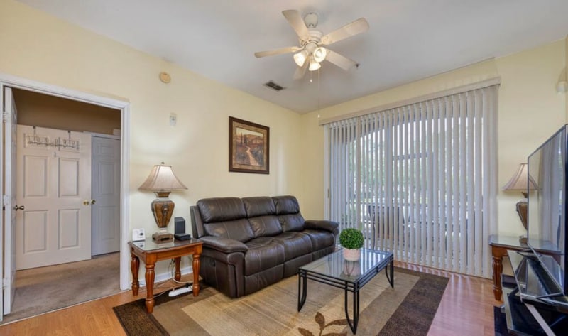 7990 Baymeadows Rd E in Jacksonville, FL - Building Photo