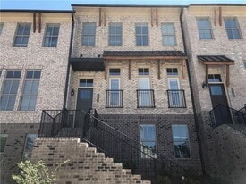 4313 Longleaf Pine Alley in Doraville, GA - Building Photo