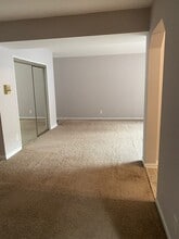 2704 Dartmouth Rd, Unit 5 in Alexandria, VA - Building Photo - Building Photo