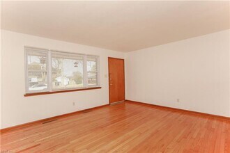 2 Polaris St in Hampton, VA - Building Photo - Building Photo