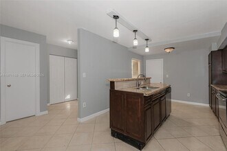 20536 NE 6th Ct in North Miami Beach, FL - Building Photo - Building Photo