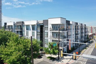 841 Memorial in Atlanta, GA - Building Photo - Building Photo