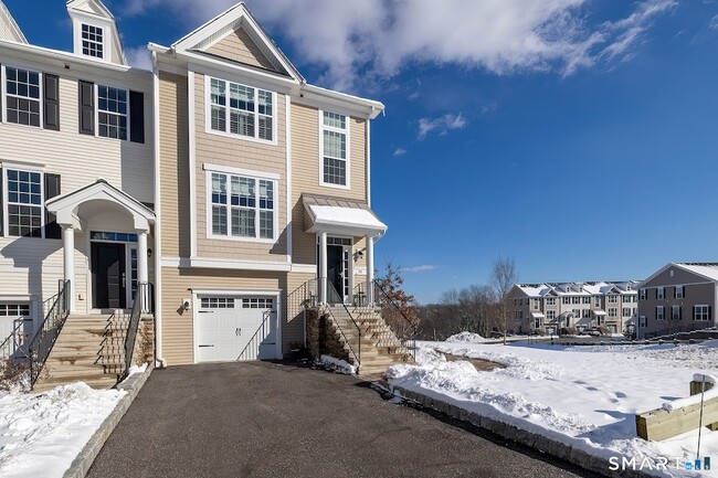 property at 35 Moorland Dr