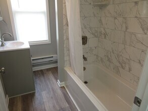 327 W Brady St in Butler, PA - Foto de edificio - Building Photo