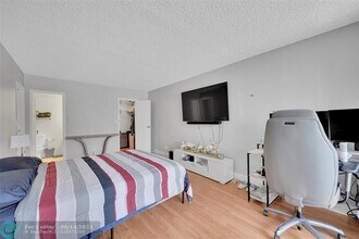 701 Three Islands Boulevard in Hallandale Beach, FL - Building Photo - Building Photo