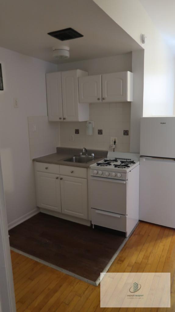 property at 755 W Buena Ave