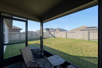 3310 Scout Is in Katy, TX - Building Photo - Building Photo