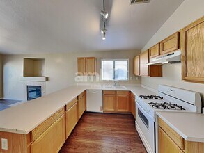 4430 Blue Mist Ct in Las Vegas, NV - Building Photo - Building Photo