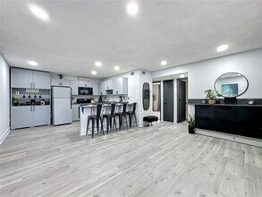 21027 Voyager Blvd in Land O Lakes, FL - Building Photo - Building Photo