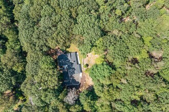 83 Buck Hill Rd in Easton, CT - Building Photo - Building Photo