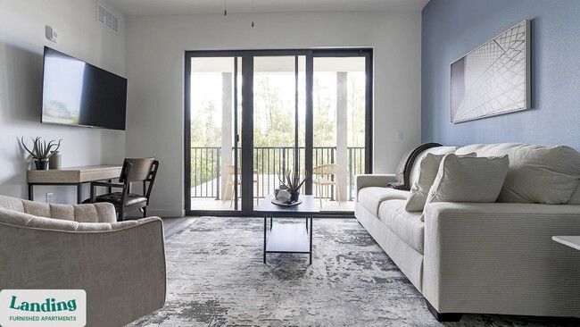 7301 Lake Bank Lp, Unit D3-307 in Ft. Myers, FL - Foto de edificio - Building Photo