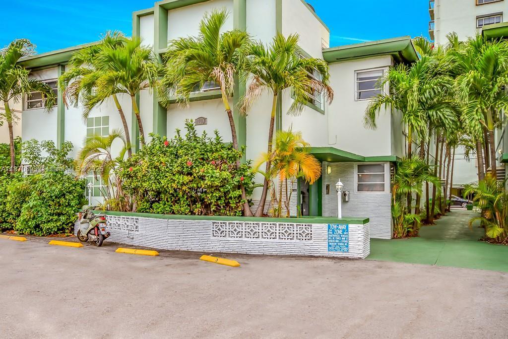 1334 Alton Rd in Miami Beach, FL - Building Photo