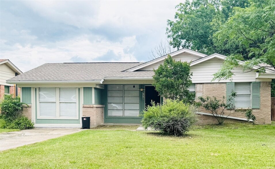 714 Pebble Creek Ln in Mesquite, TX - Building Photo