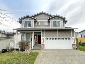 1517 201st St E in Spanaway, WA - Building Photo