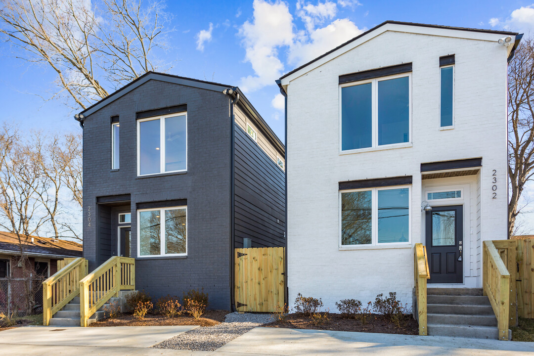 2302 14th Ave N in Nashville, TN - Foto de edificio