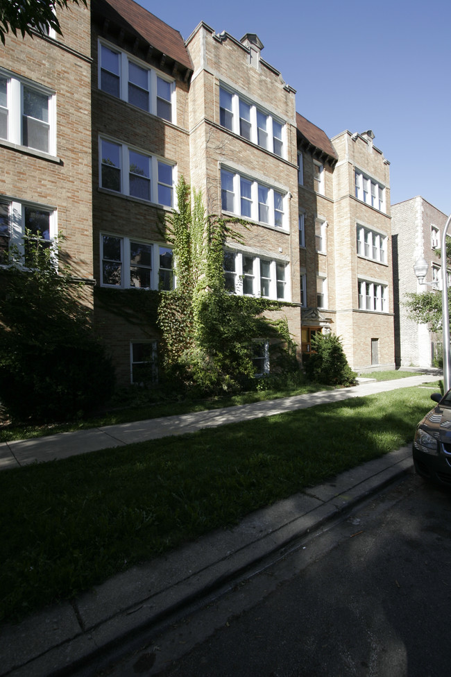 7341-7343 N Seeley Ave in Chicago, IL - Building Photo - Building Photo