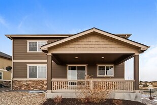 7450 S Old Hammer Way in Aurora, CO - Building Photo