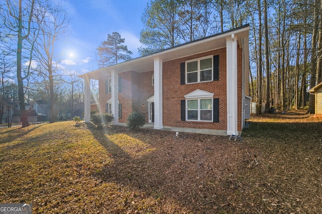 1075 To Lani Dr in Stone Mountain, GA - Building Photo - Building Photo